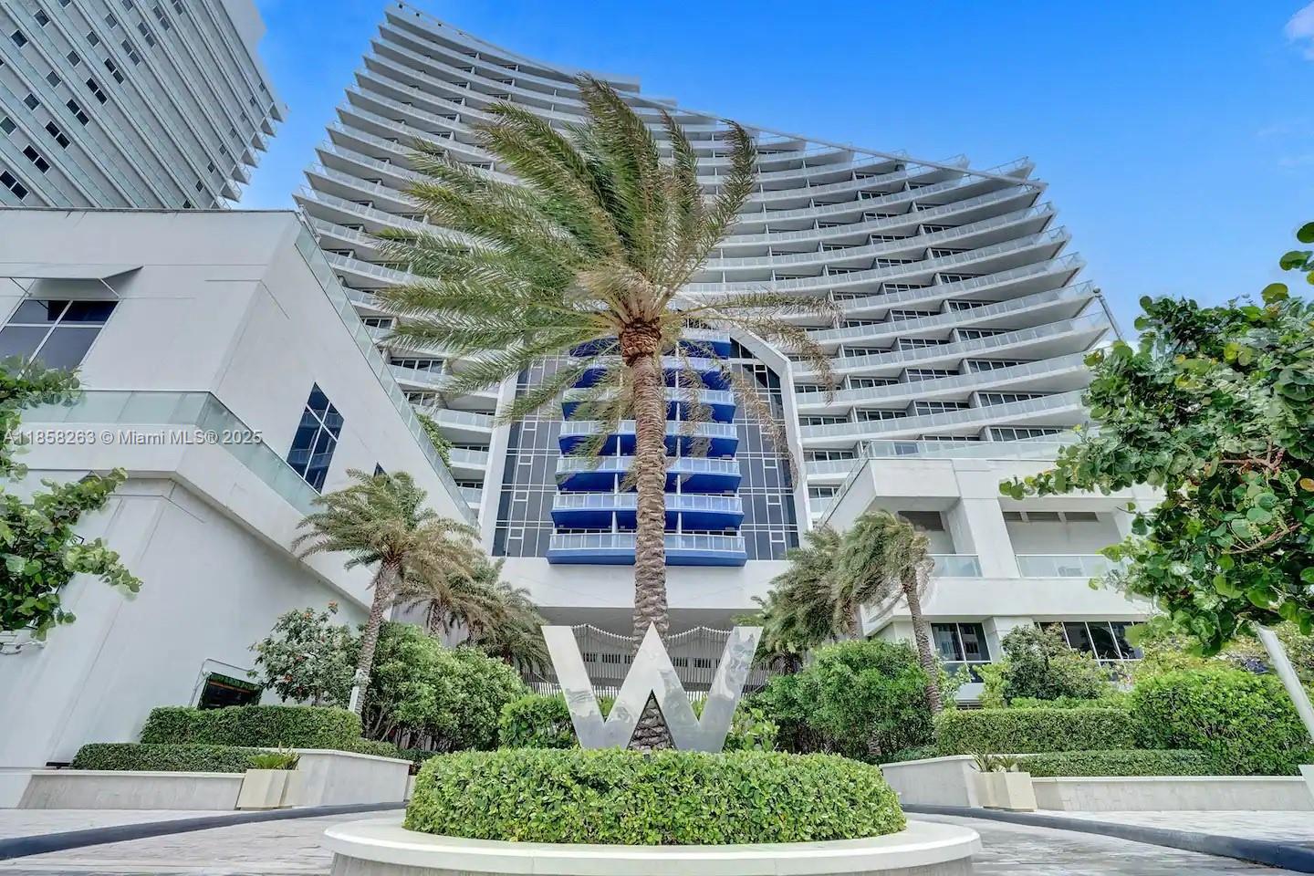 Apartamento à Venda em Fort Lauderdale, FL