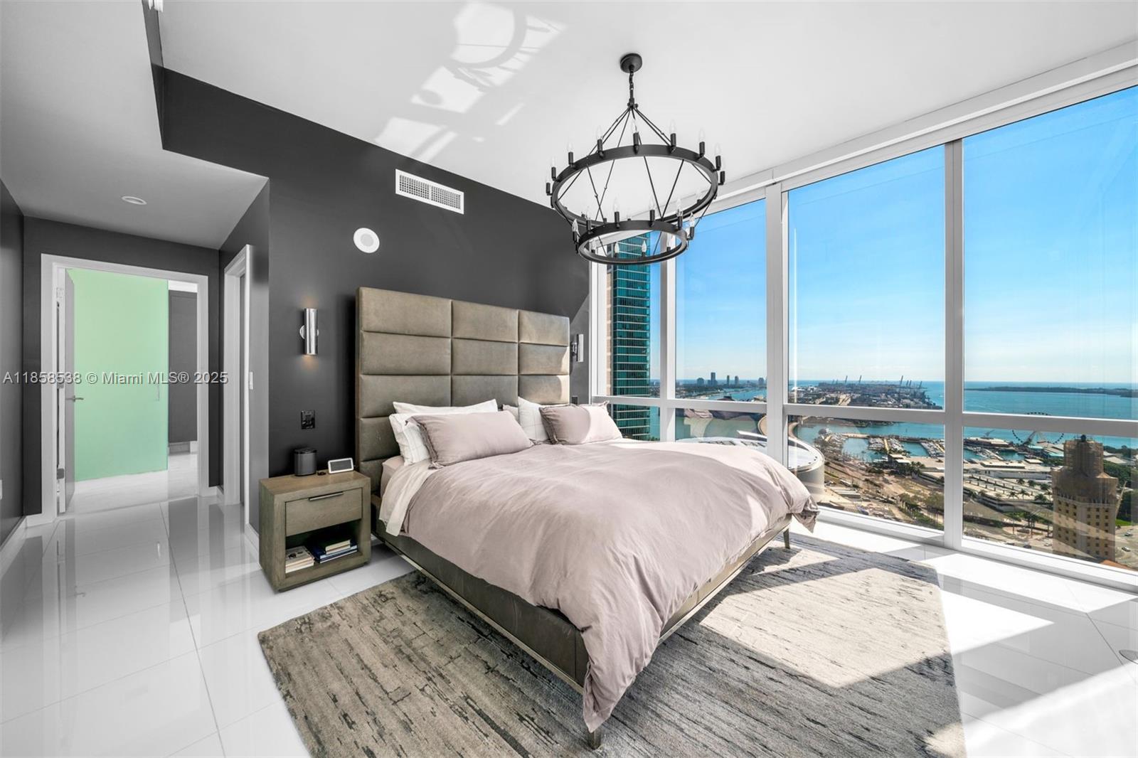 851 NE 1st Ave #3011, Miami FL 33132