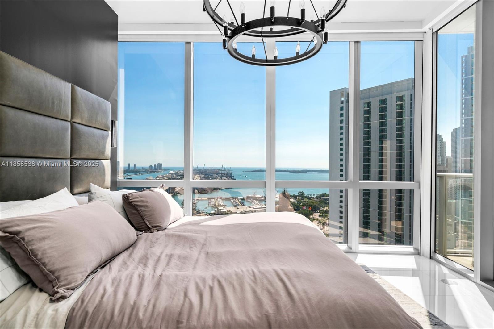 851 NE 1st Ave #3011, Miami FL 33132