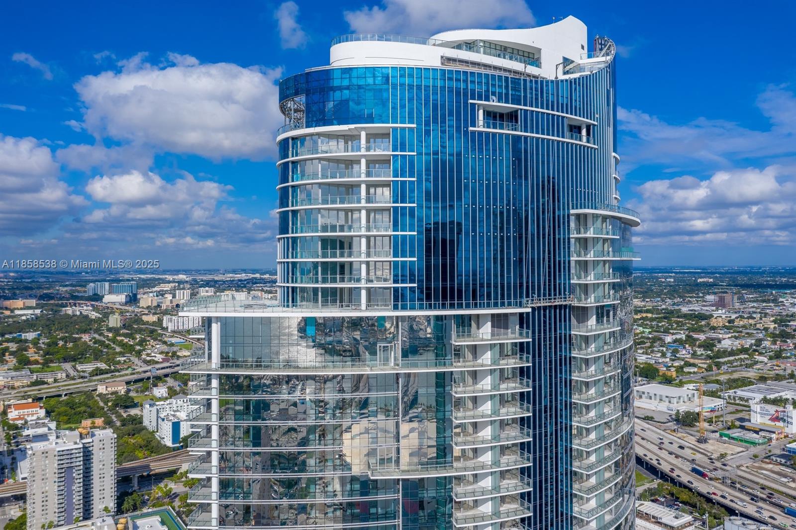 851 NE 1st Ave #3011, Miami FL 33132