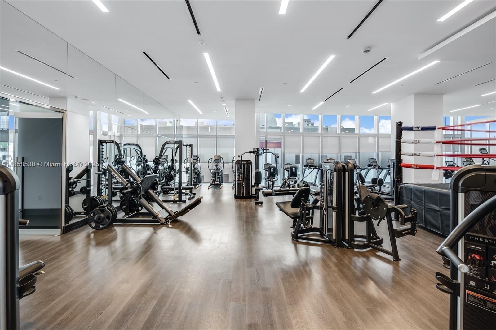 851 NE 1st Ave #3011, Miami FL 33132