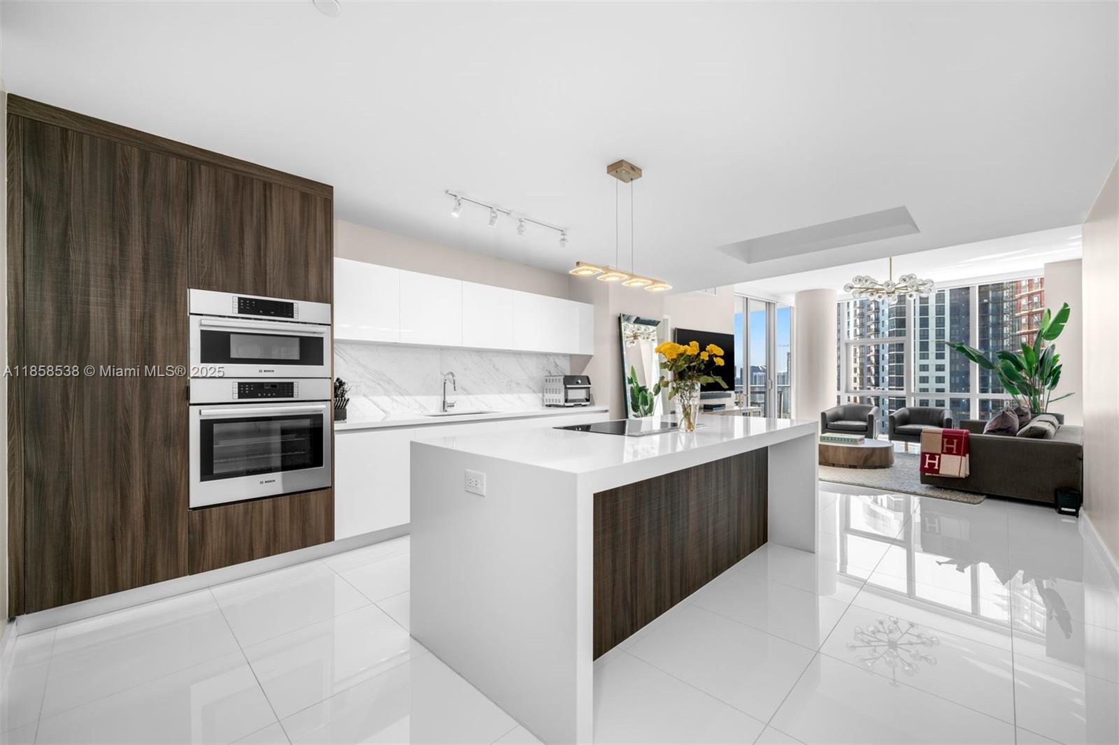851 NE 1st Ave #3011, Miami FL 33132