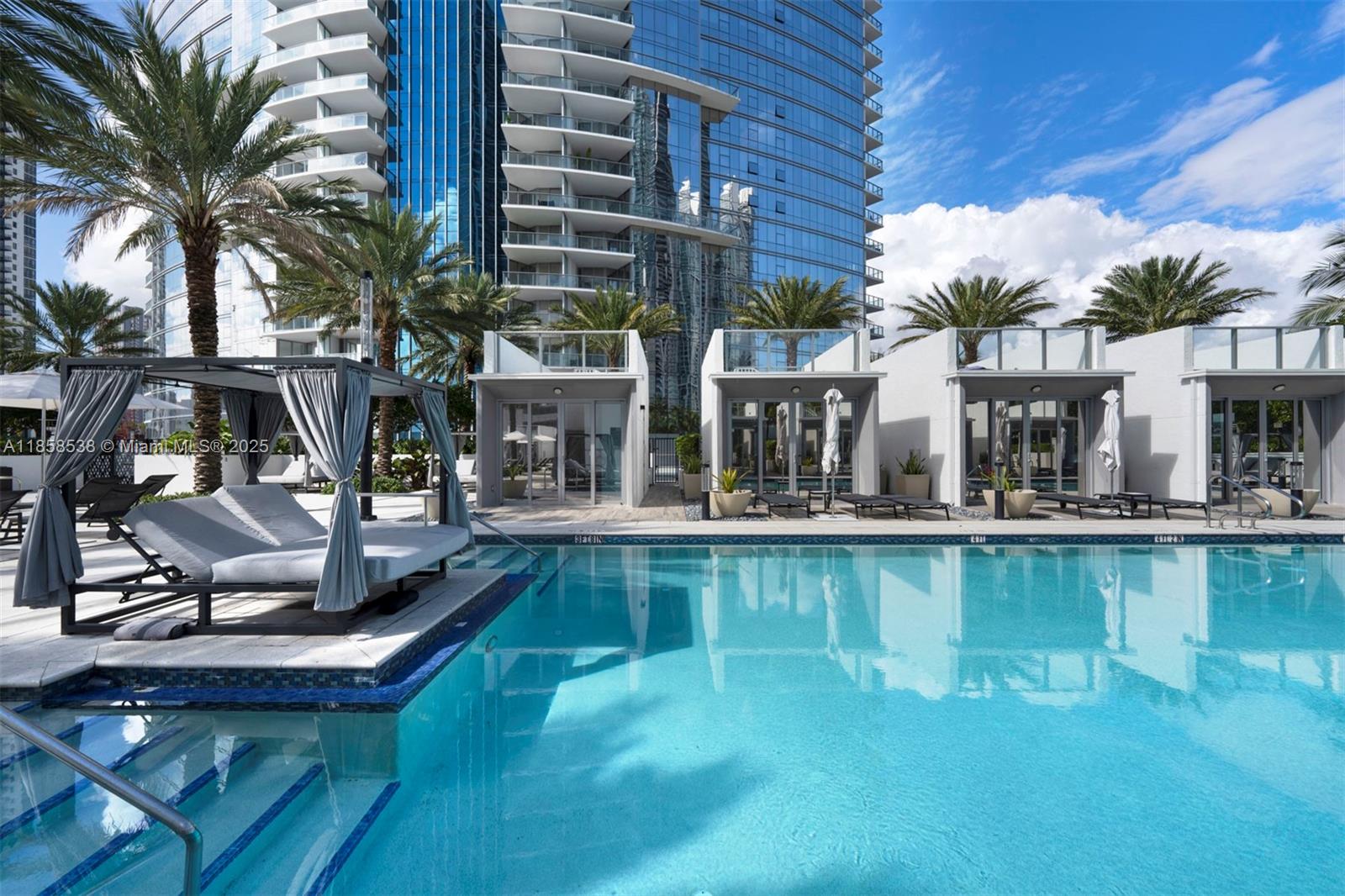 851 NE 1st Ave #3011, Miami FL 33132