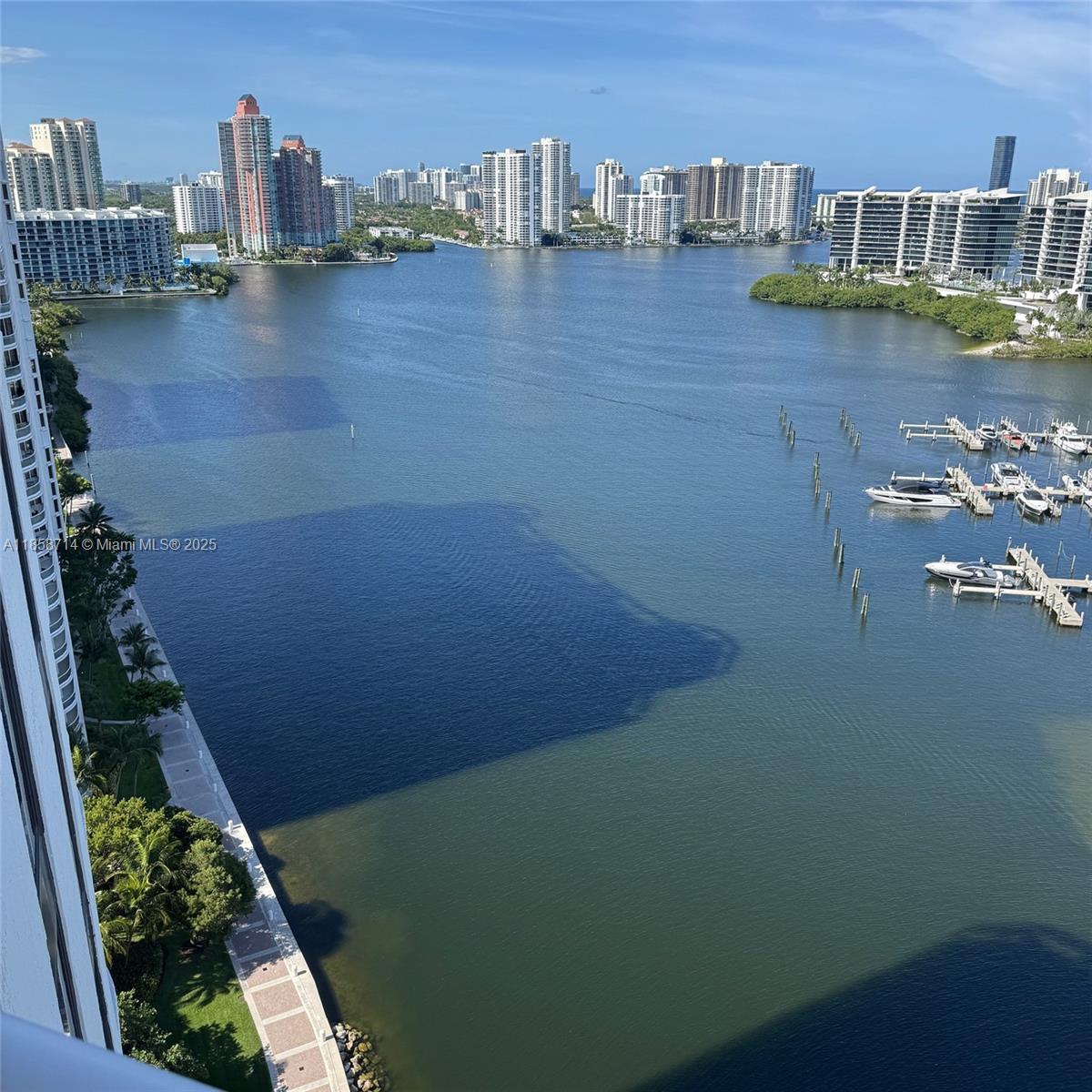 Bellamare @ Williams Isla