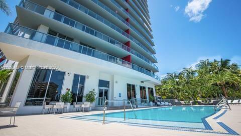 Condo for Sale in Hallandale Beach, FL
