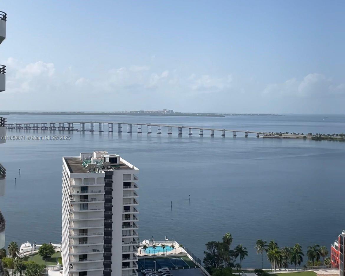 Condo for Rent in Miami, FL