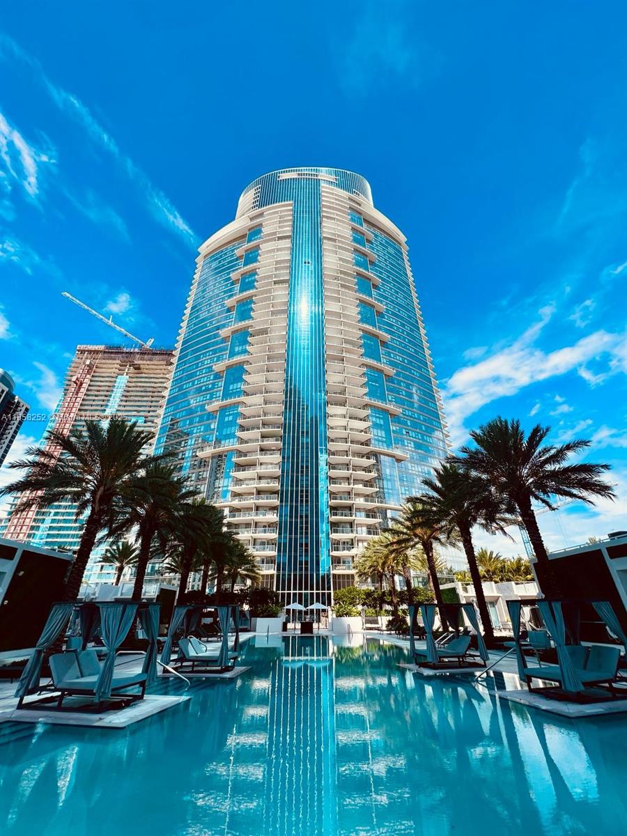 Condo for Rent in Miami, FL