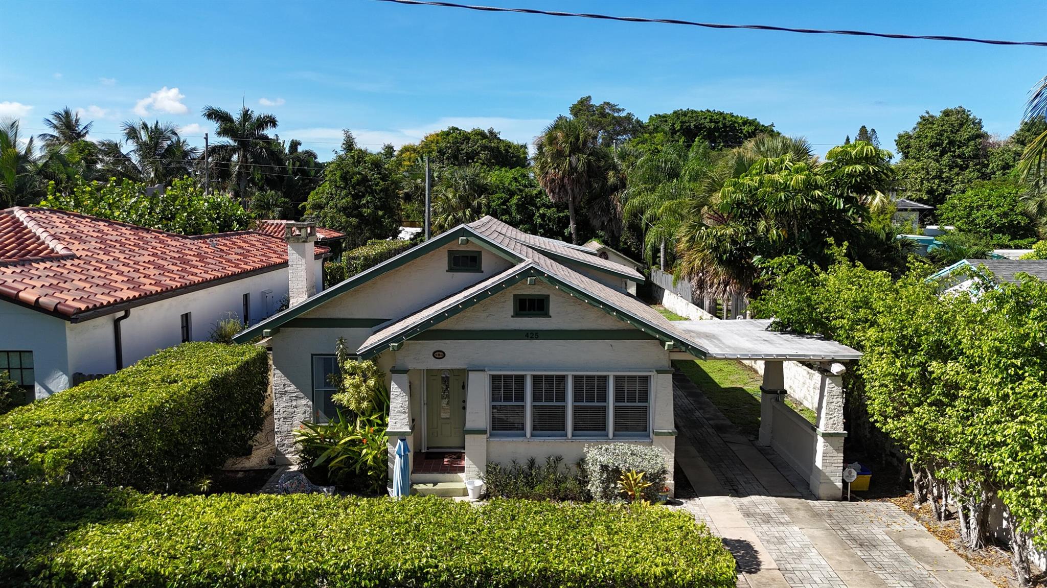 425 27th Street West Palm Beach FL 33407 | R11115679