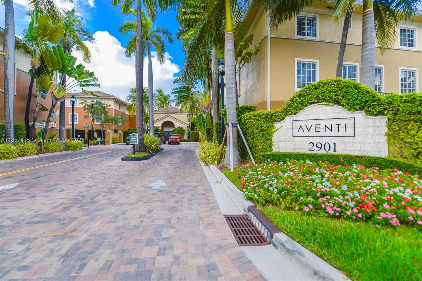Homes for sale in Aventura, FL | 2821 Ne 185Th St #408, Aventura, FL 33180 | MLS# A11857475