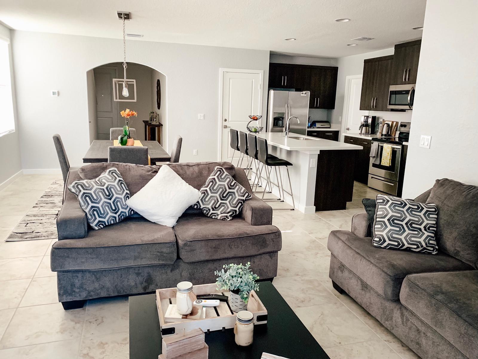 6113 Wildfire Way West Palm Beach FL 33415 | F10519816