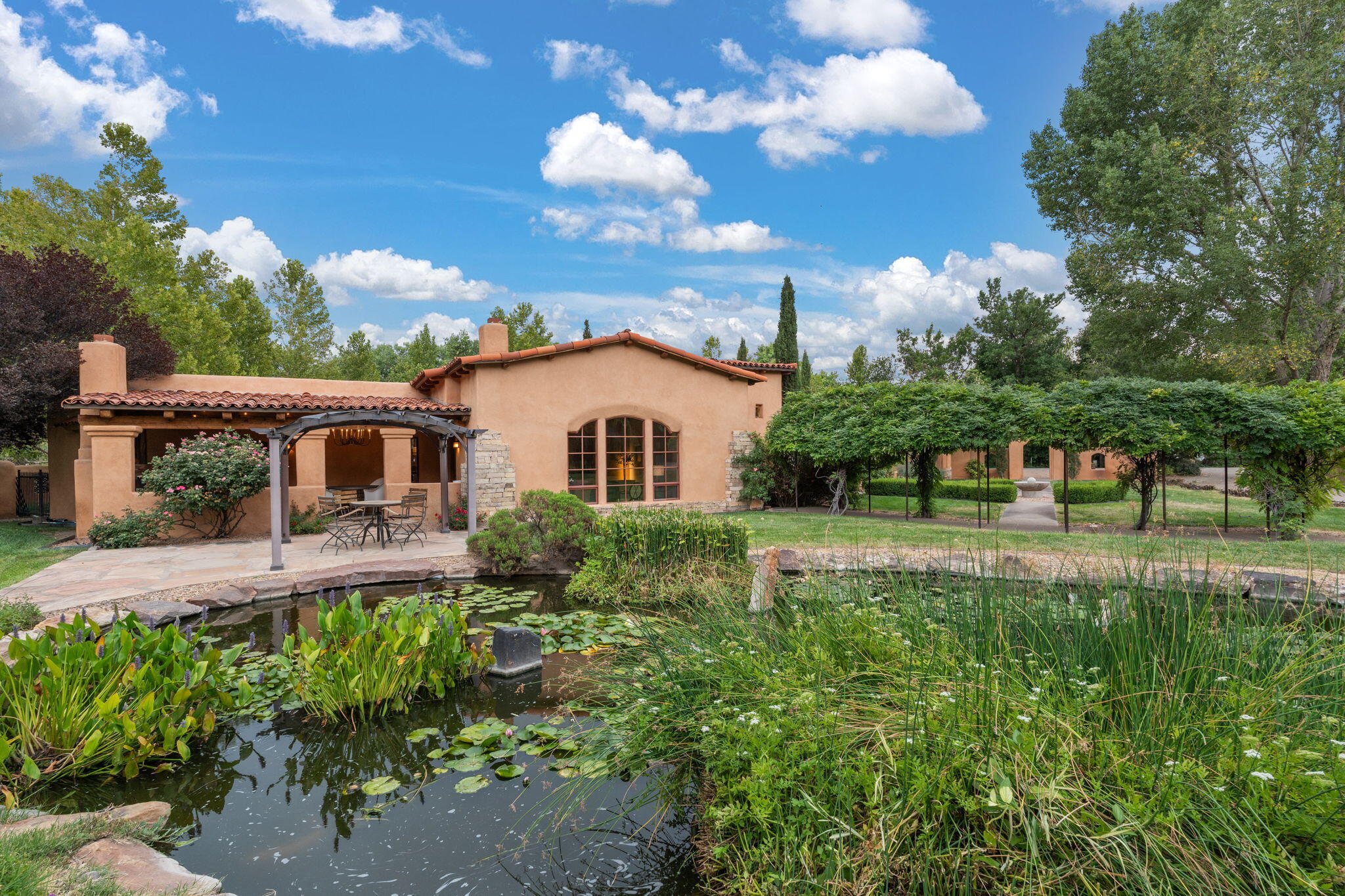 Homes for sale in Los Ranchos, NM | 5405 Eakes Rd Nw, Los Ranchos, NM 87107 | MLS# 1089652