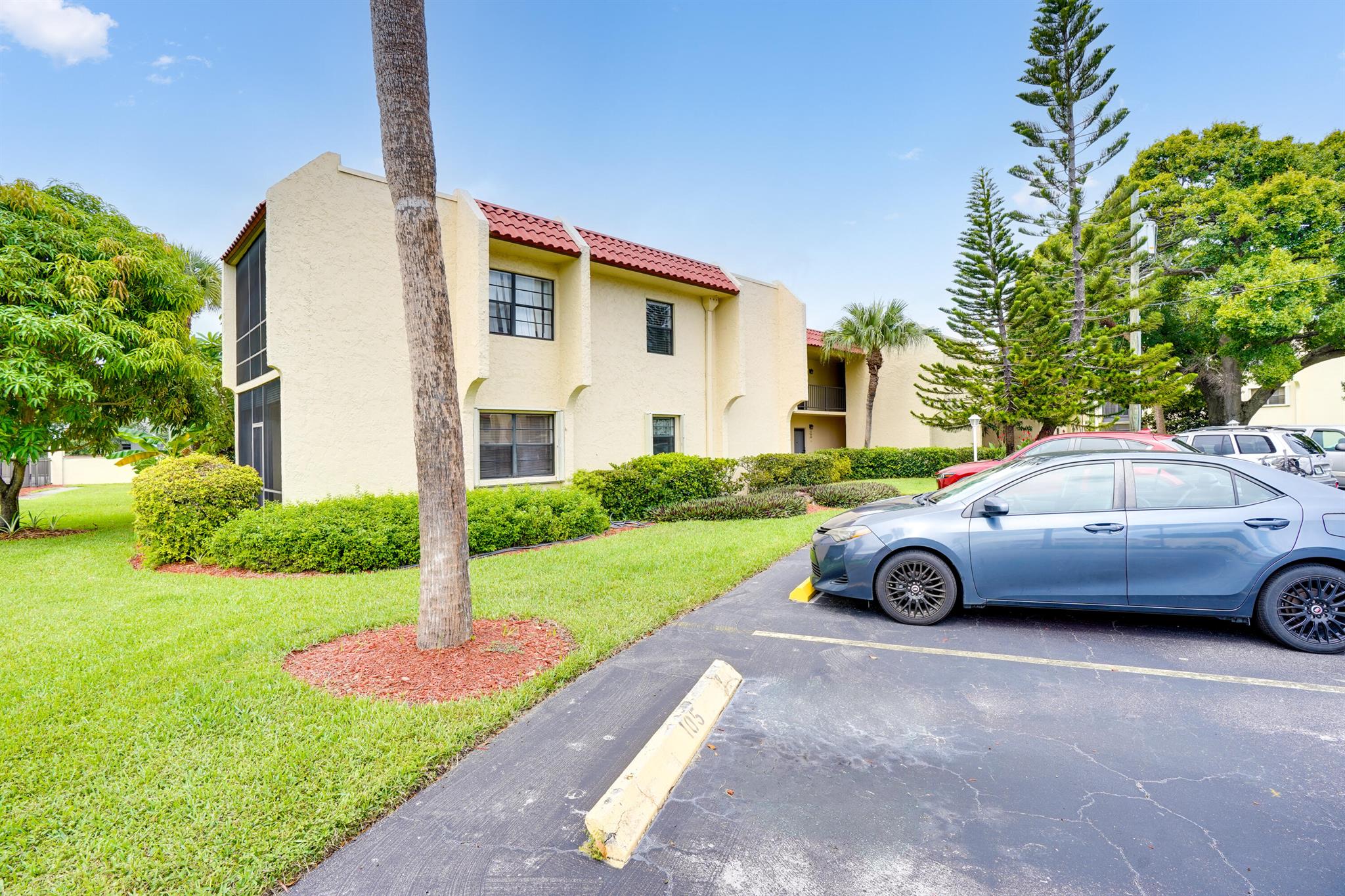 Homes for sale in Fort Pierce, FL | 2050 Oleander Boulevard #4-106, Fort Pierce, FL 34950 | MLS# R11115692