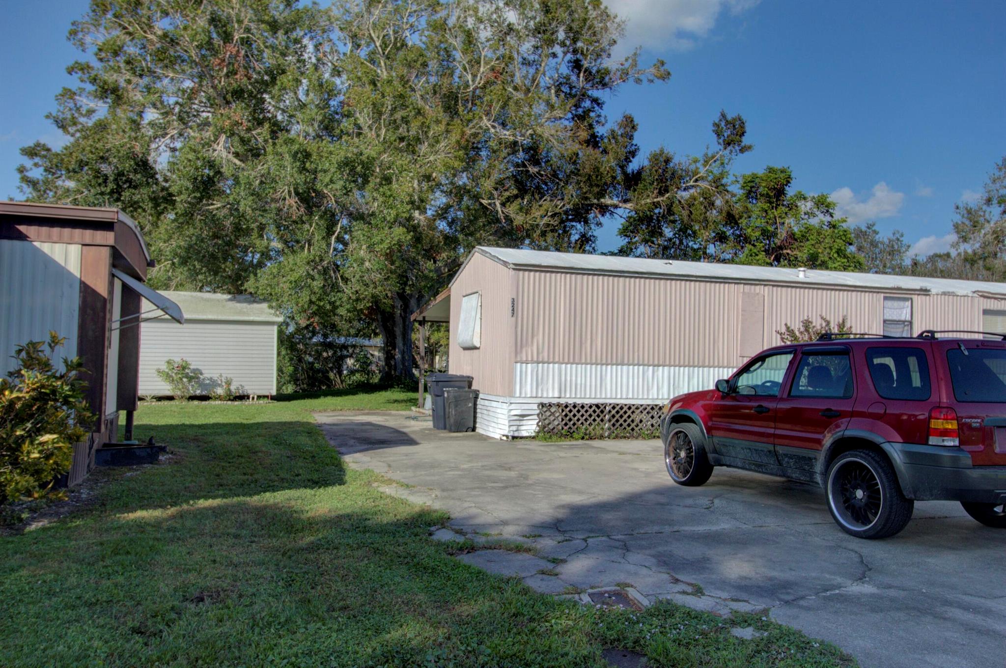 Homes for sale in Okeechobee, FL | 3247 Se 27Th Street, Okeechobee, FL 34974 | MLS# R11115711