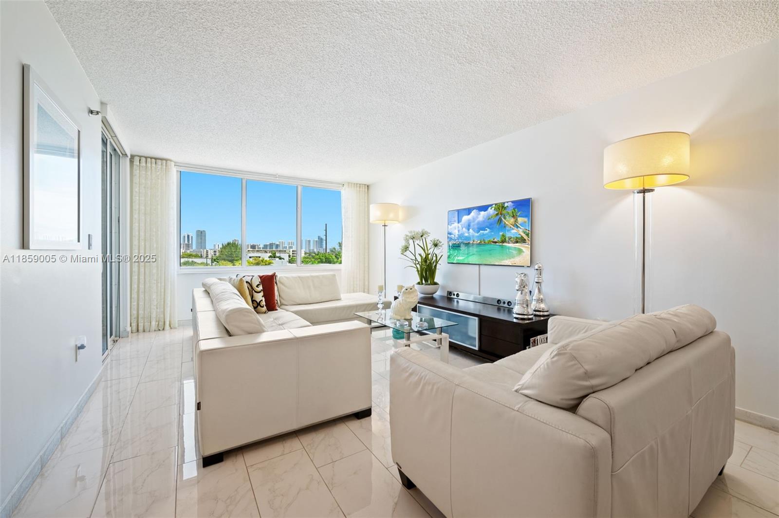 Greynolds Park Club Condo