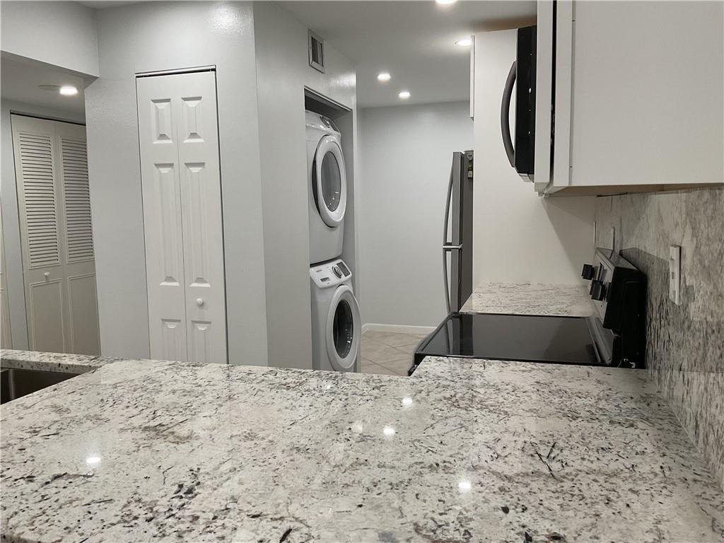 Homes for sale in Plantation, FL | 6800 Cypress Rd #208, Plantation, FL 33317 | MLS# F10520554