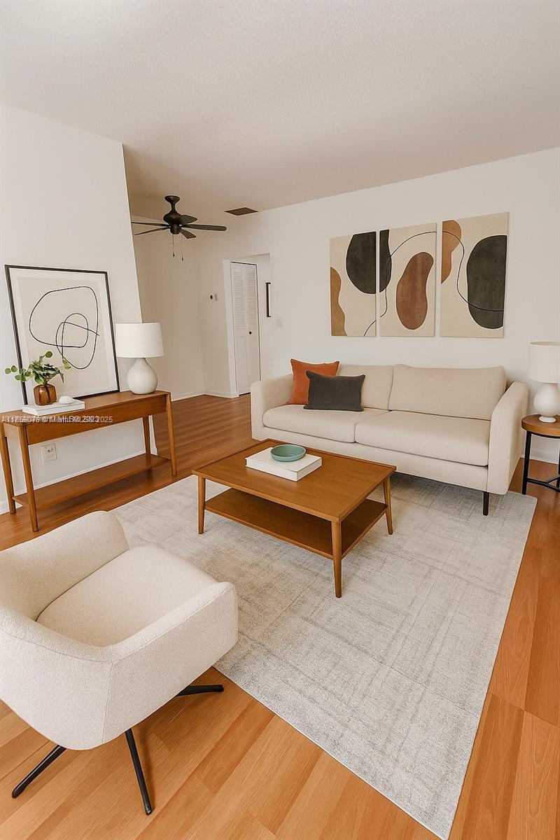 Lee Condominium Apts