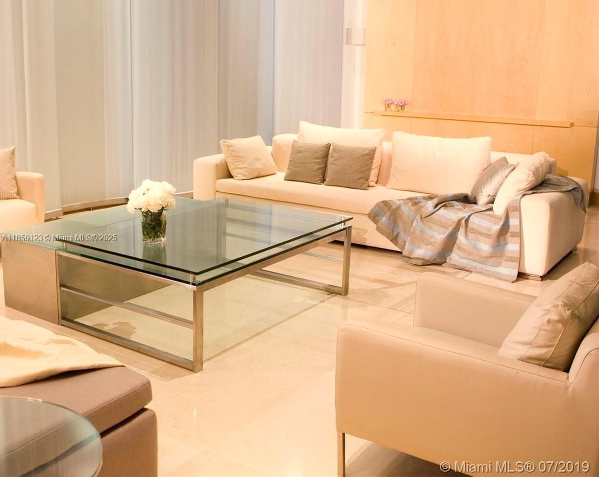 2101 Brickell Ave #1711, Miami FL 33129