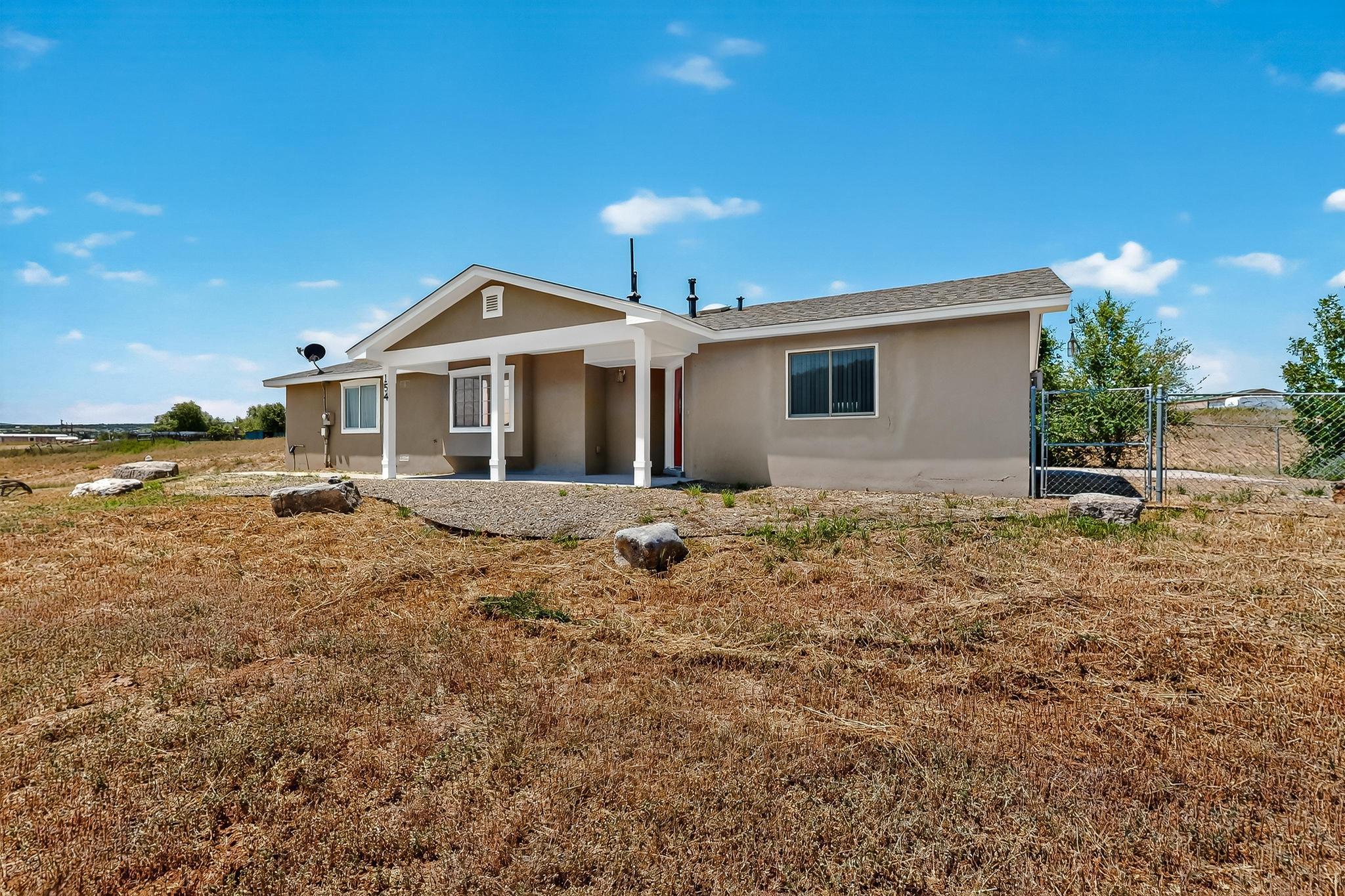 Homes for sale in Edgewood, NM | 154 Thunder Mountain Rd, Edgewood, NM 87015 | MLS# 1089680