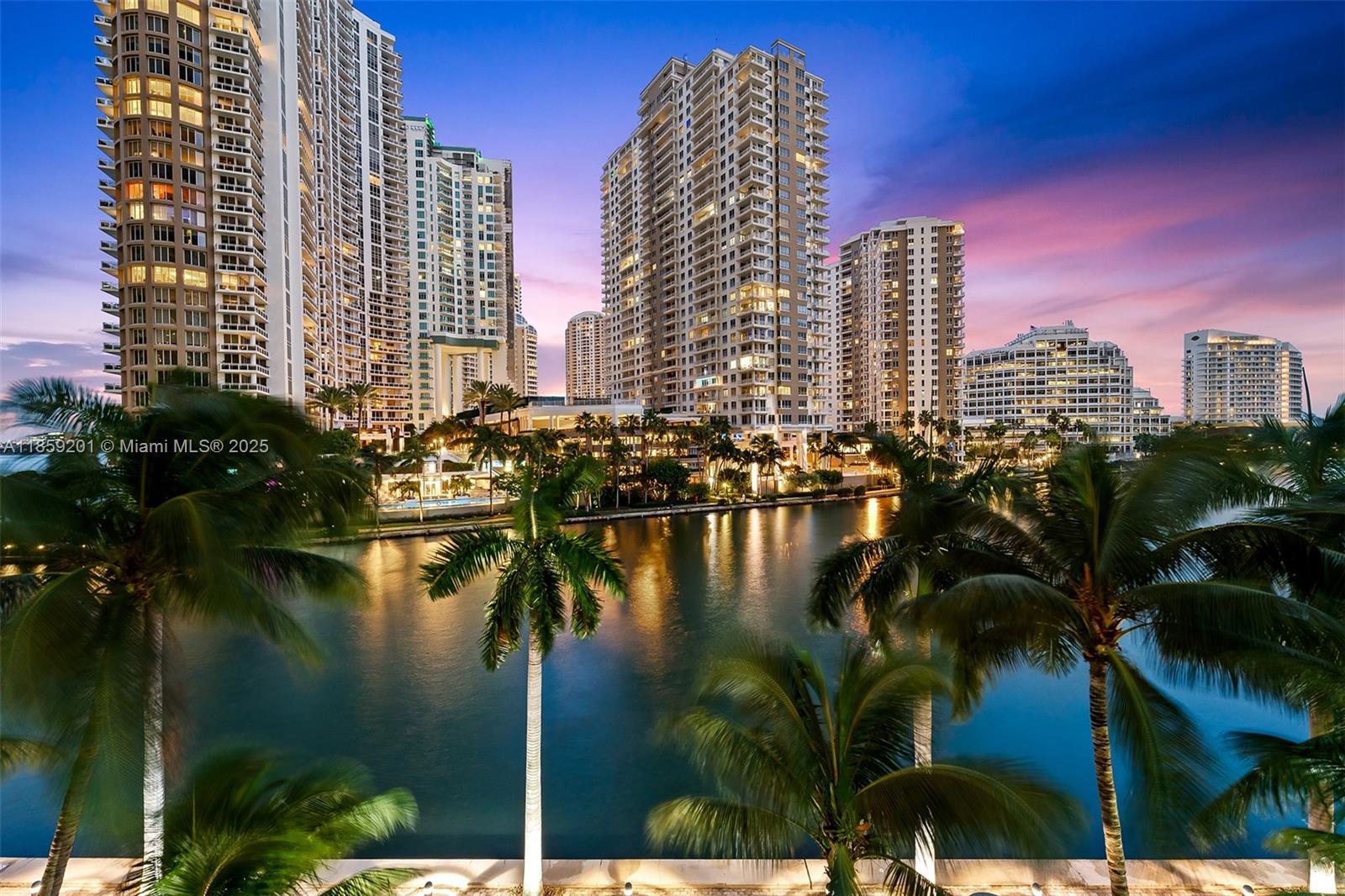 Condo for Sale in Miami, FL