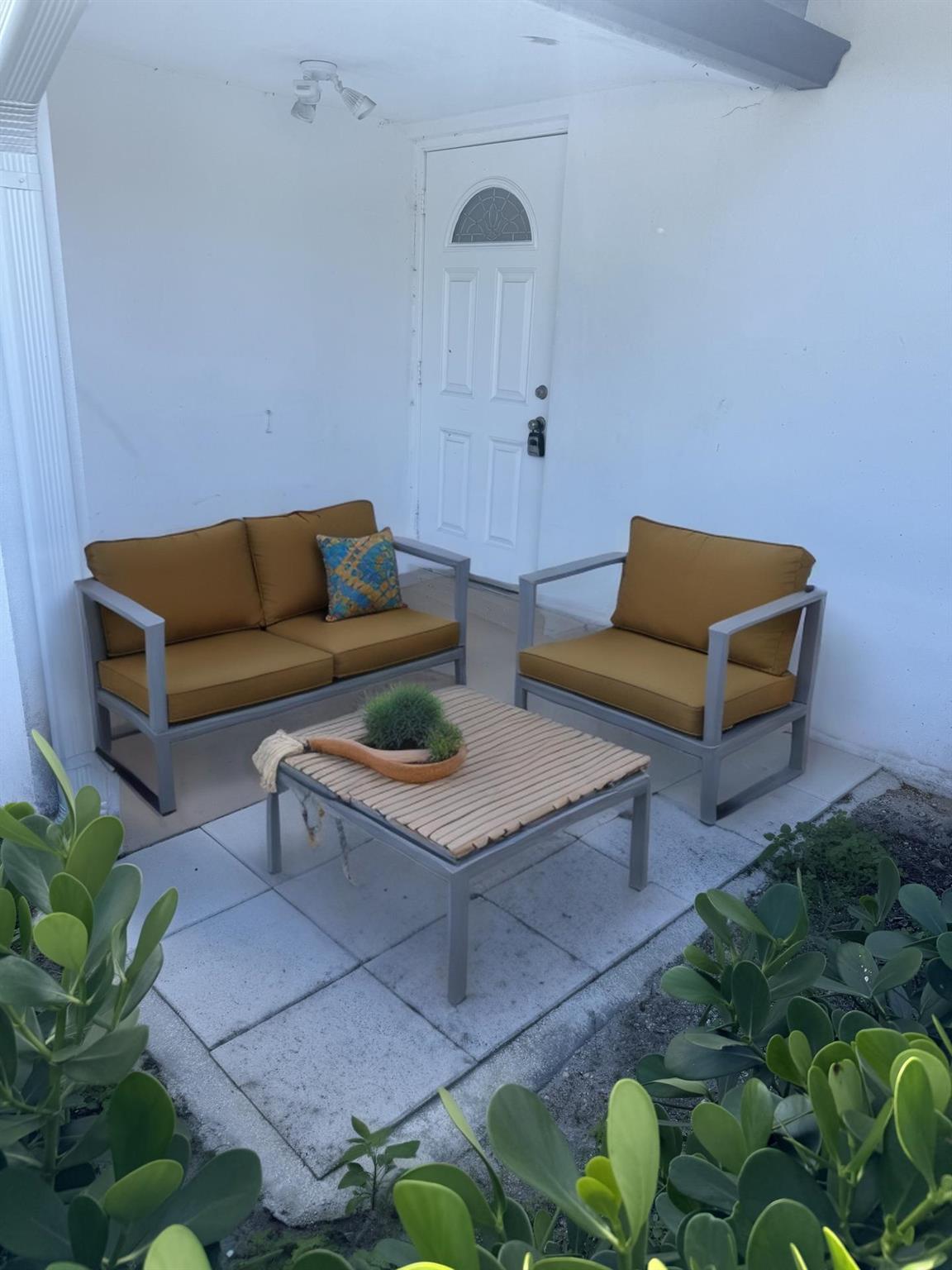 Homes for sale in West Palm Beach, FL | 2920 Crosley Dr E #M, West Palm Beach, FL 33415 | MLS# R11115886