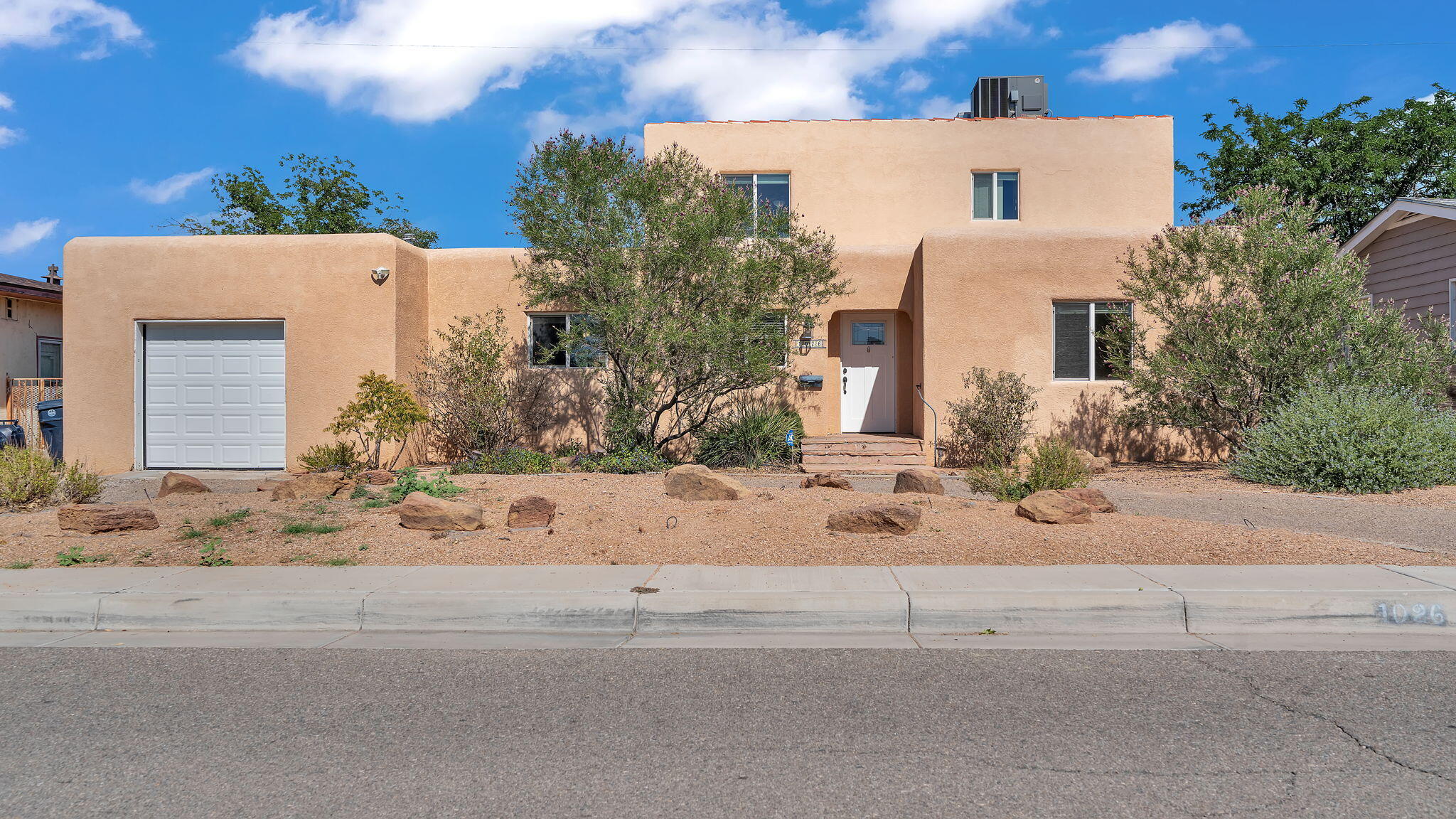 Homes for sale in Albuquerque, NM | 1025 Vassar Dr Ne, Albuquerque, NM 87106 | MLS# 1089705