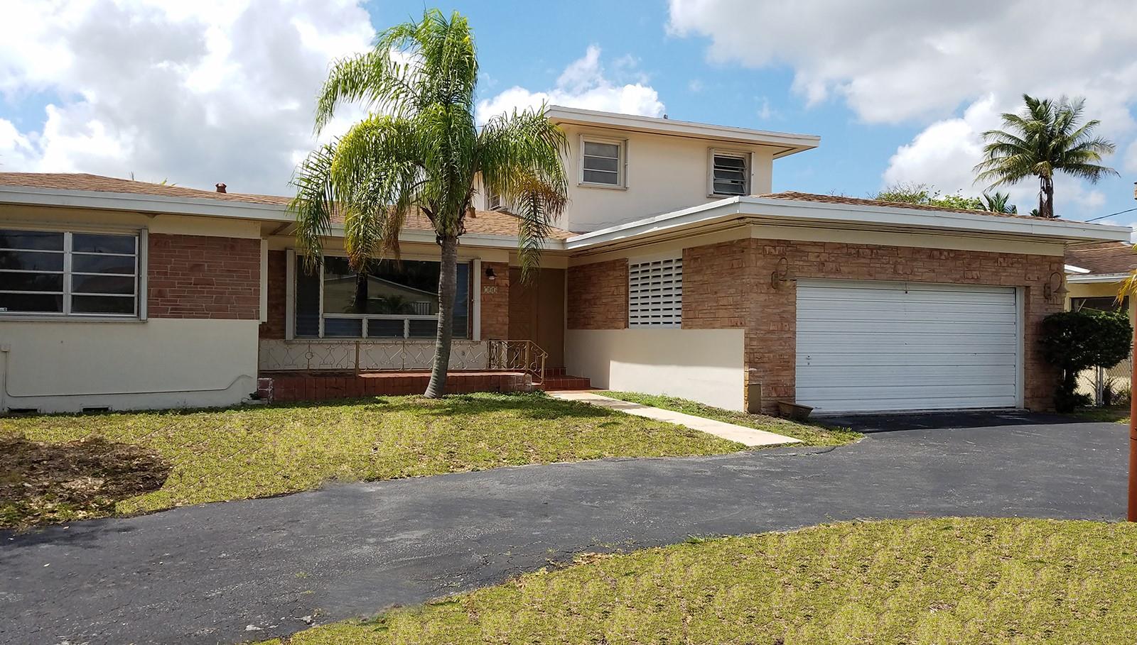 703 6th St Unit #B Hallandale Beach FL 33009 | F10520636