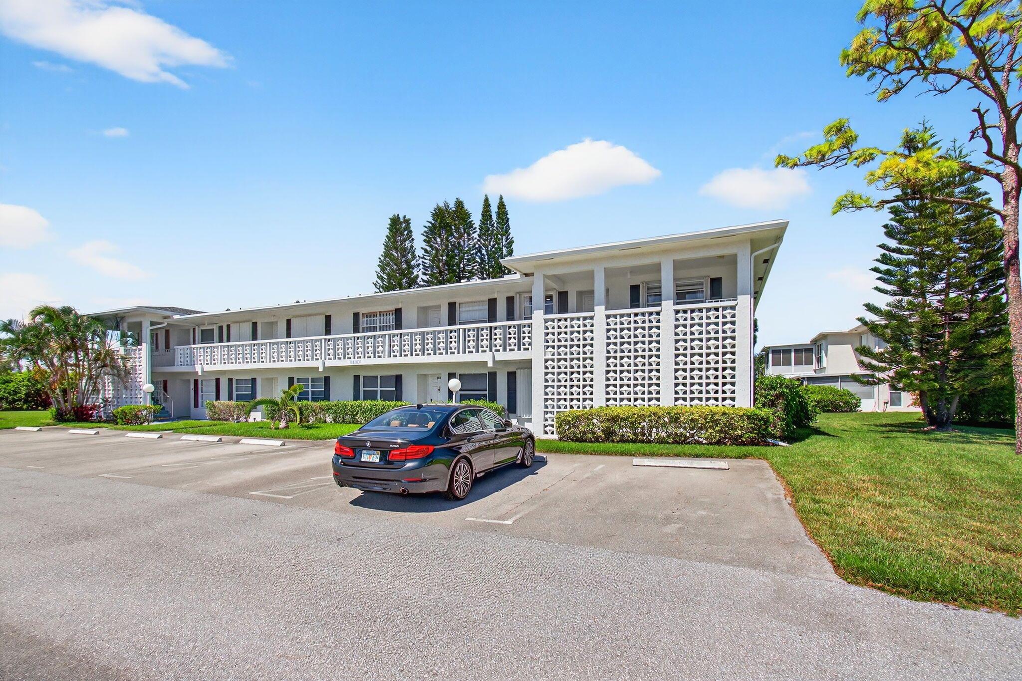 Pines Of Delray Condo One