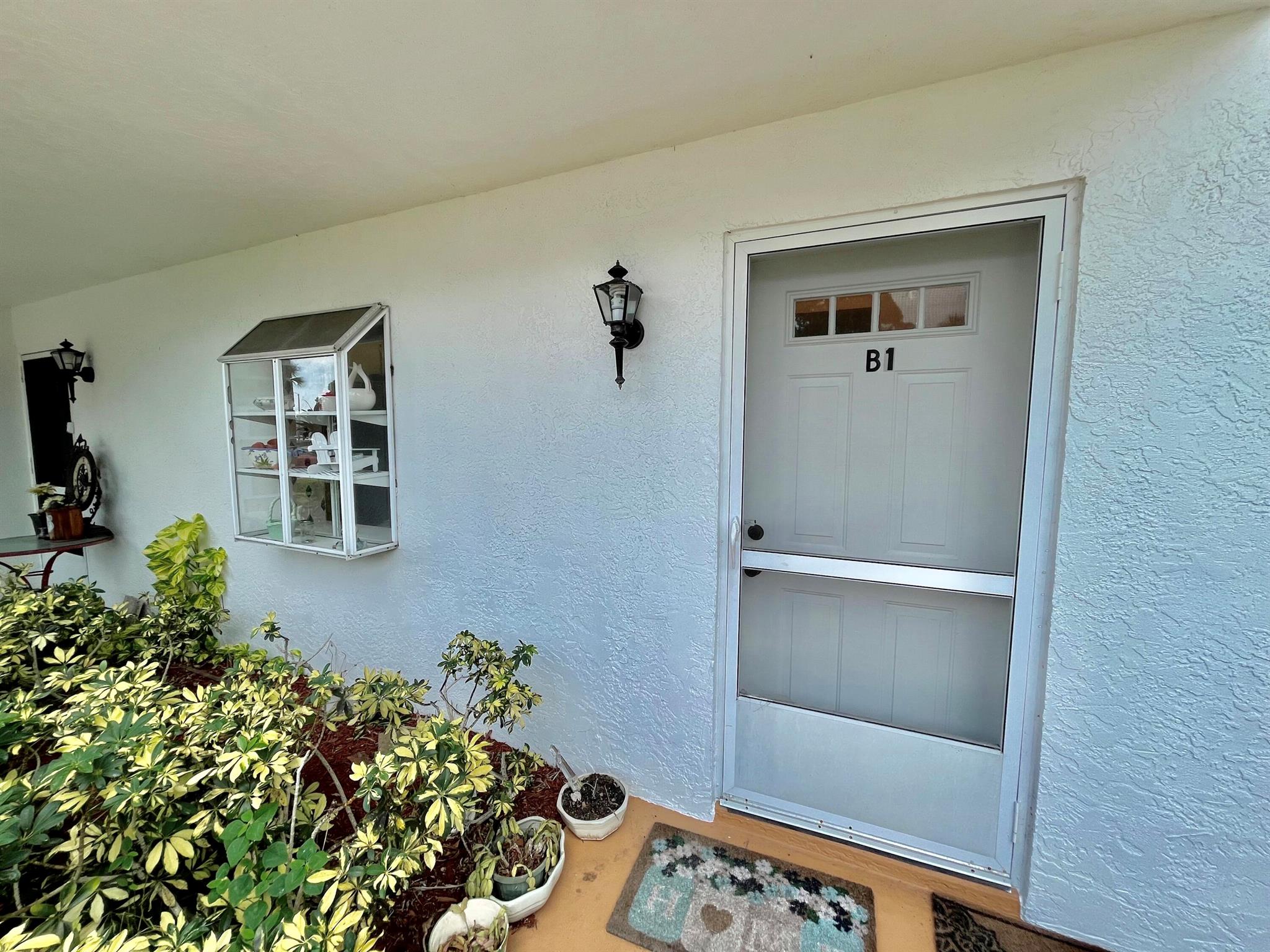 Homes for sale in Fort Pierce, FL | 1219 S Lakes End Dr #B1, Fort Pierce, FL 34982 | MLS# R11115997