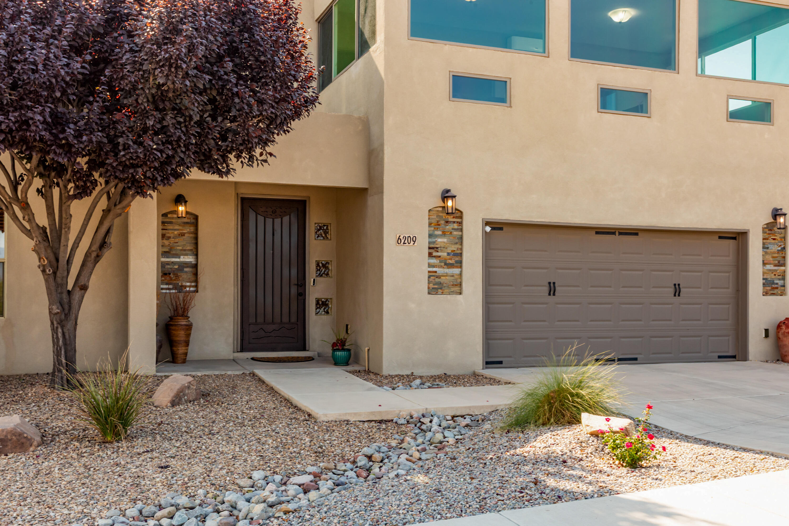 Homes for sale in Albuquerque, NM | 6209 Escoviel St Nw, Albuquerque, NM 87120 | MLS# 1089716