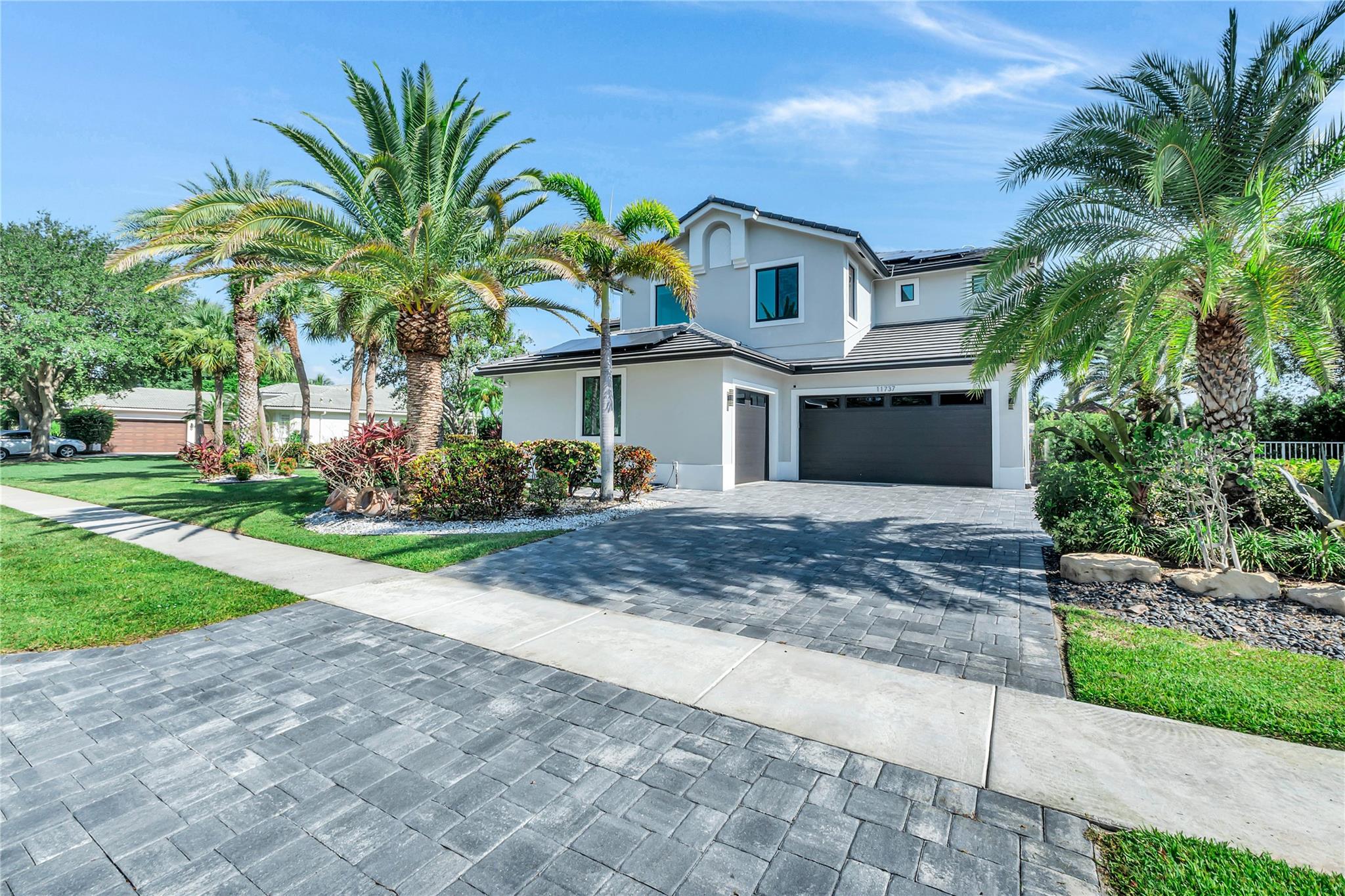 Homes for sale in Wellington, FL | 11737 Windsor Bay Pl, Wellington, FL 33449 | MLS# F10518223