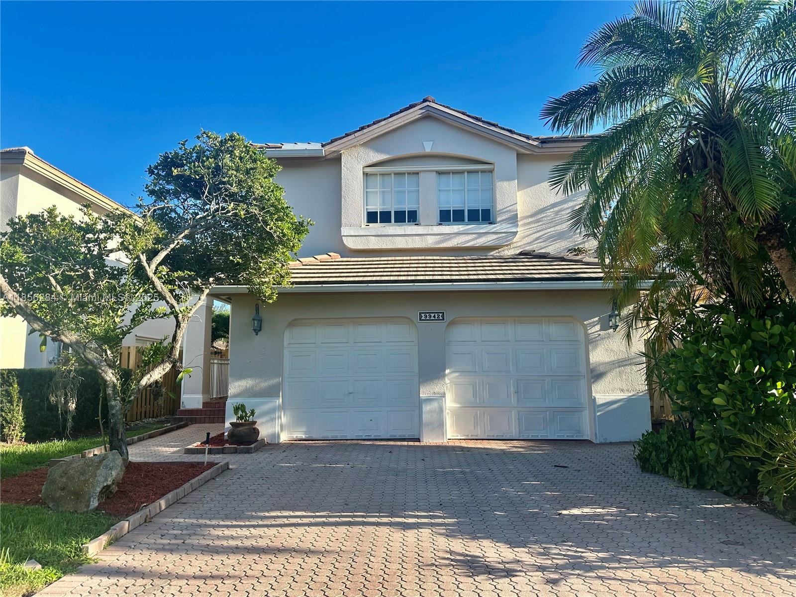 House for Sale in Doral, FL