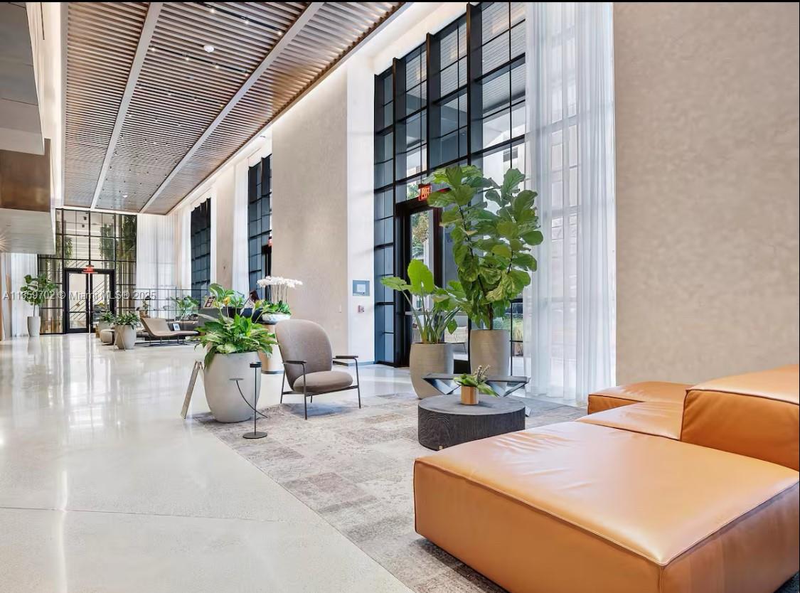 Condo for Rent in Miami, FL