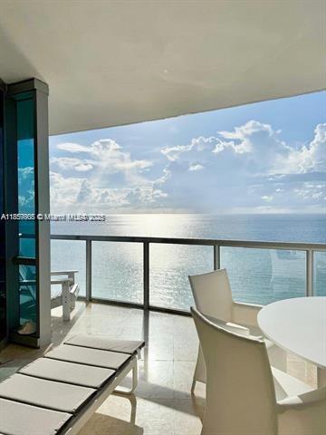 Condo for Sale in Sunny Isles Beach, FL