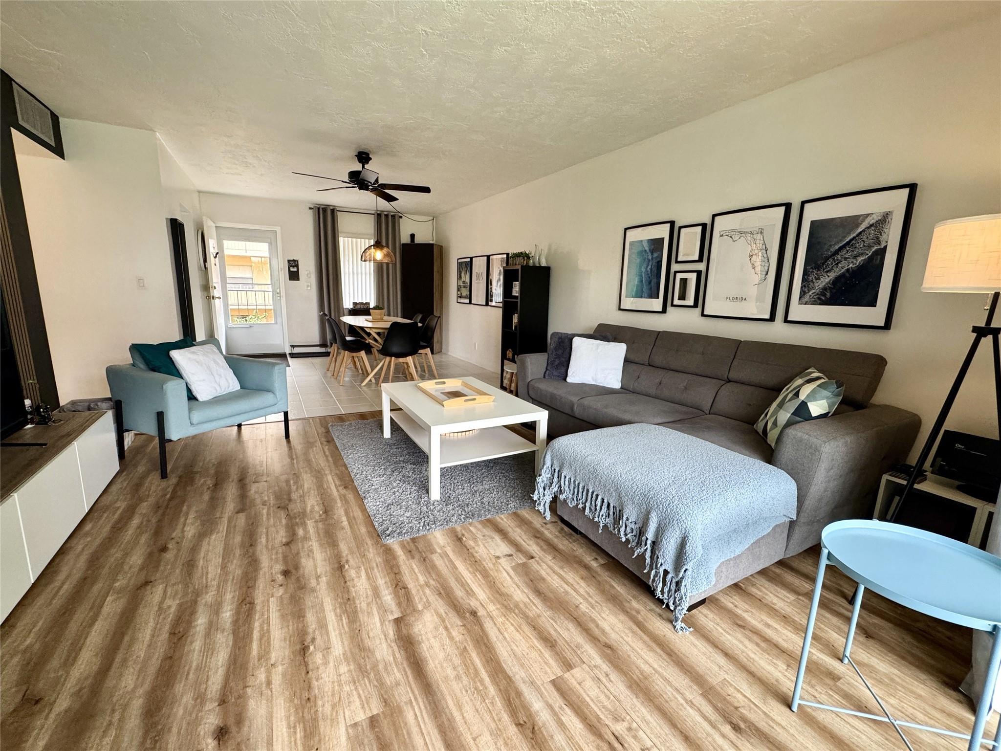 Homes for sale in Lauderdale Lakes, FL | 2811 Somerset Dr #206, Lauderdale Lakes, FL 33311 | MLS# F10520728