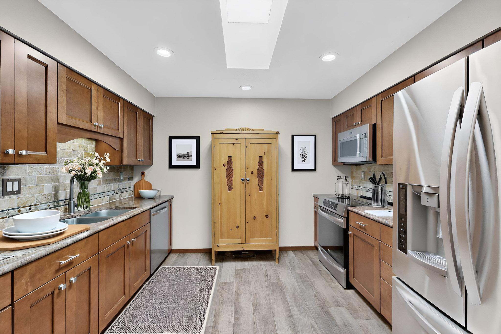 1 SANTA CLARA Trail Kitchen