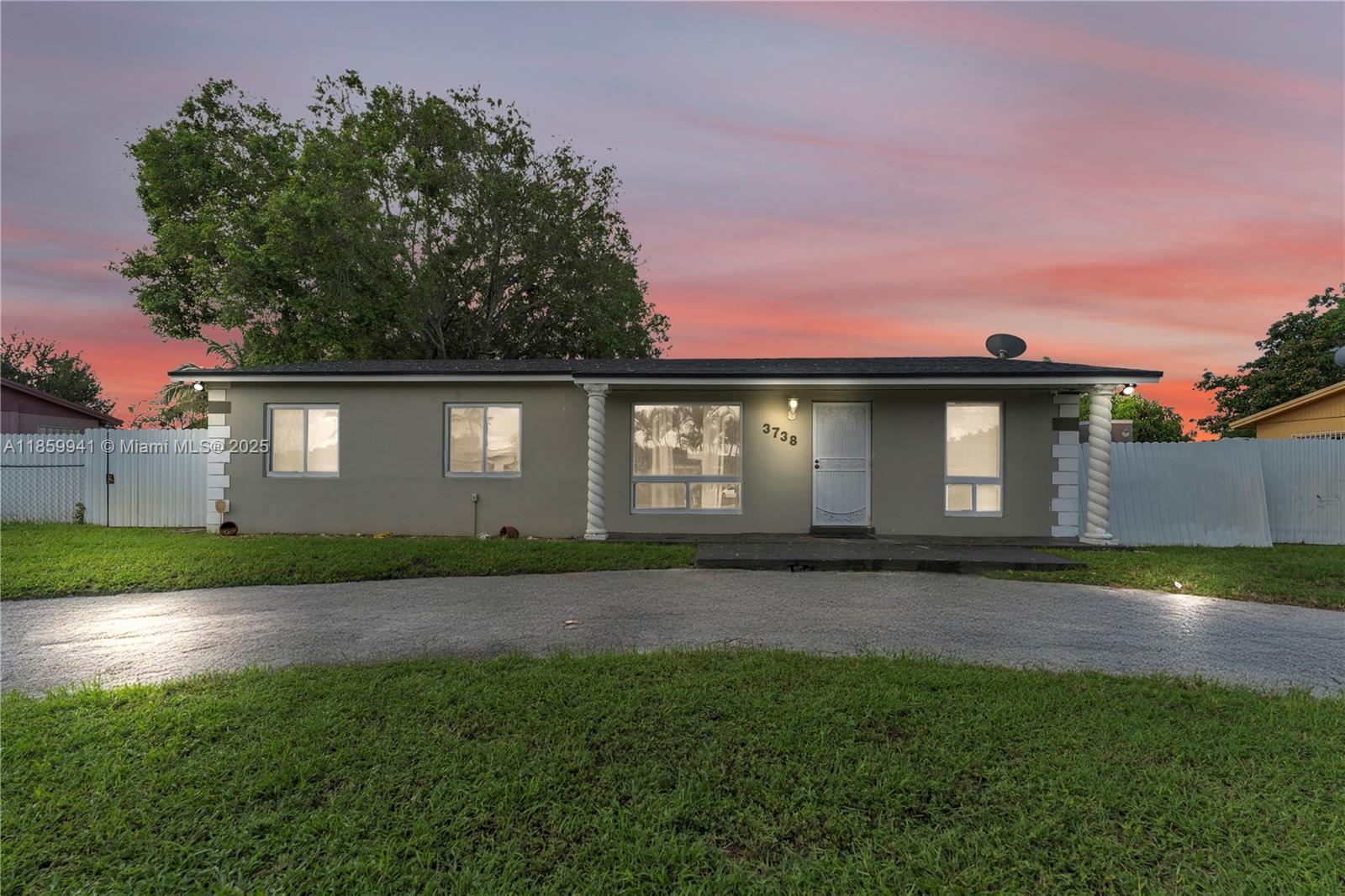 3738 207th Dr, Miami Gardens, Florida 33055