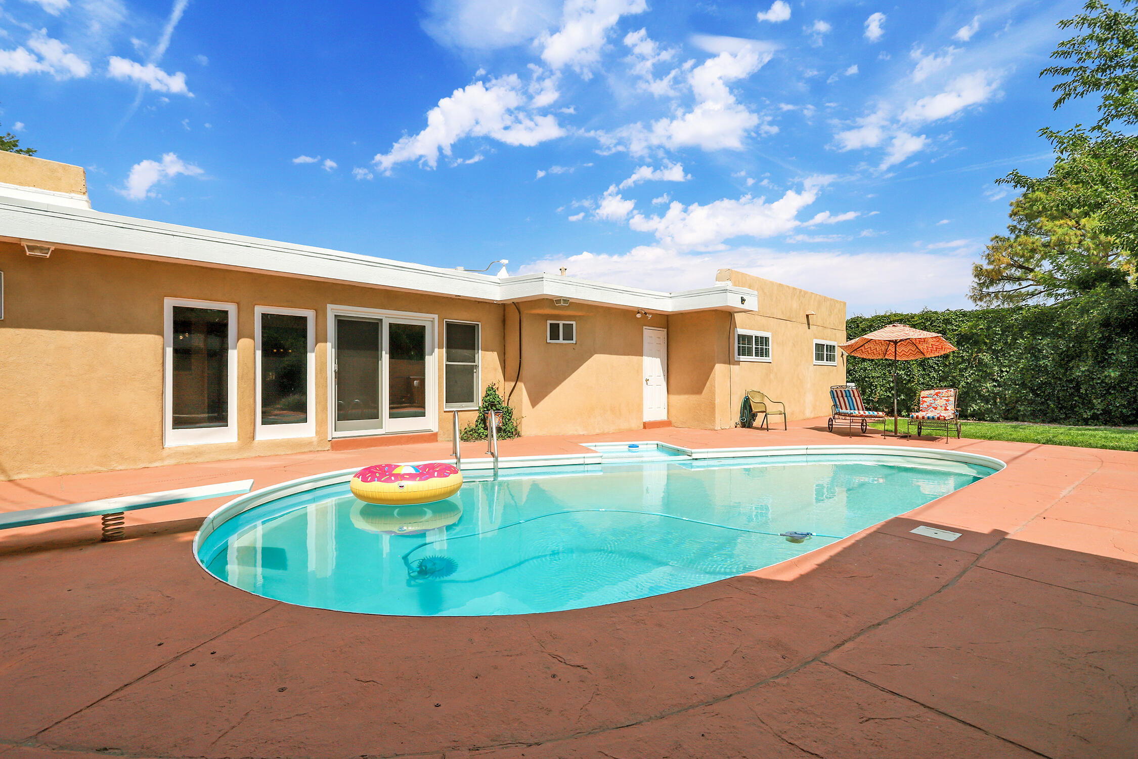 1306 WASHINGTON Street NE Pool