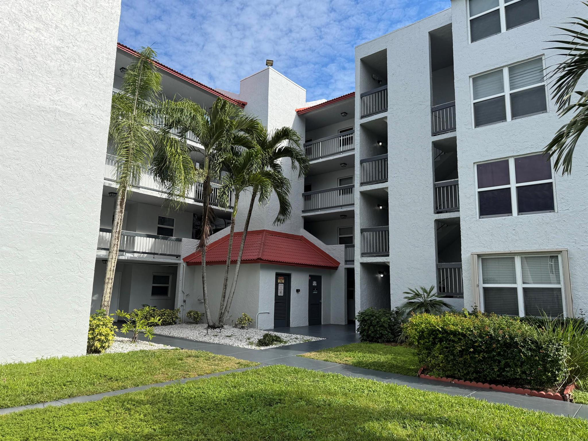 This well-maintained first-floor unit offers a great combination of comfort and convenience. With two bedrooms, two baths, and a recently updated kitchen, it's a perfect place for someone looking for a move-in ready home. The screened porch adds an outdoor retreat, and the view of the golf course adds to the appeal. The community provides a variety of amenities, from tennis courts to a swimming pool, and is professionally managed, making it an ideal choice for low-maintenance living. OFFERS with less than 25% down and financing will not be considered.