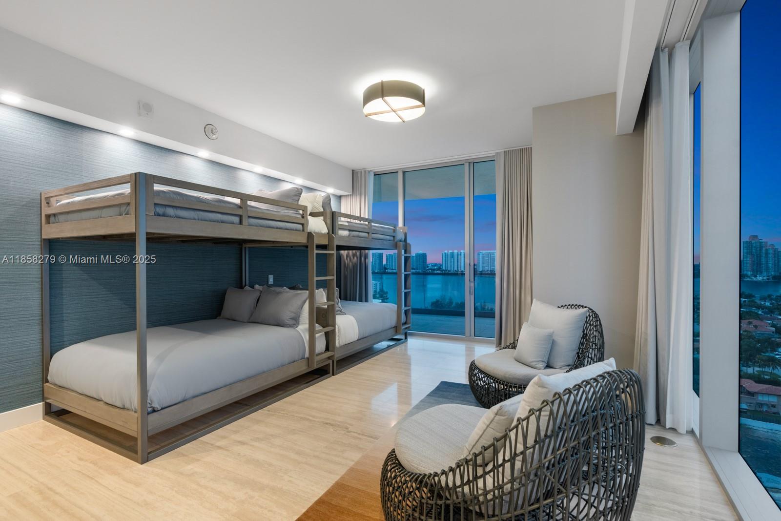 18501 Collins Ave 1401/02