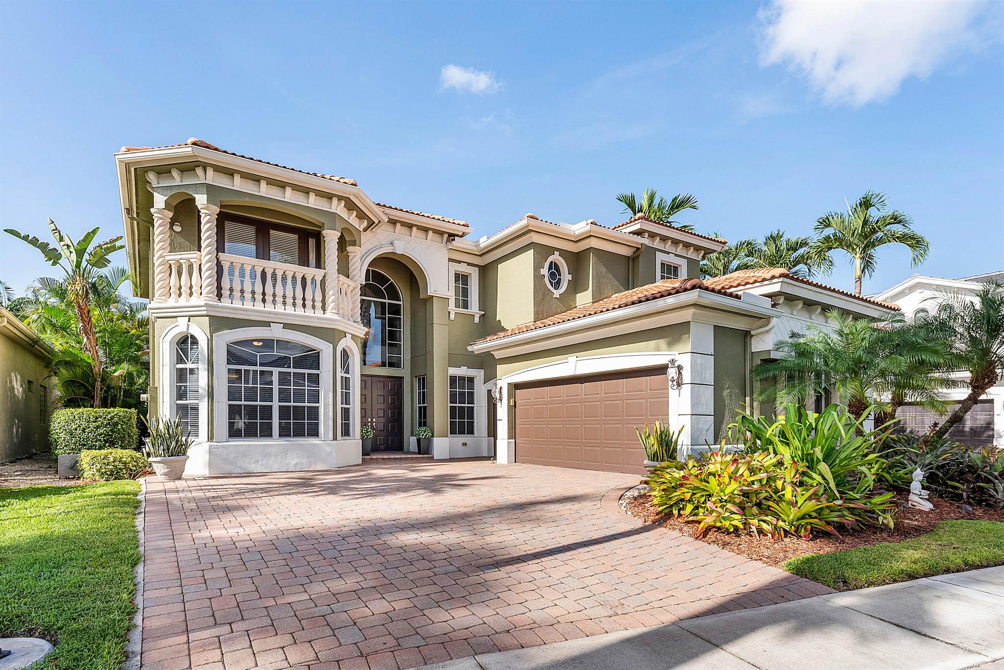 8048 Valhalla Drive Delray Beach FL 33446 | R11116313