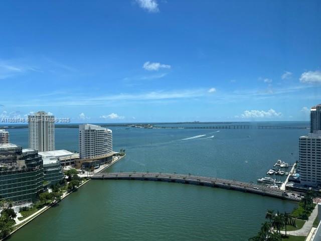 Icon Brickell No Two