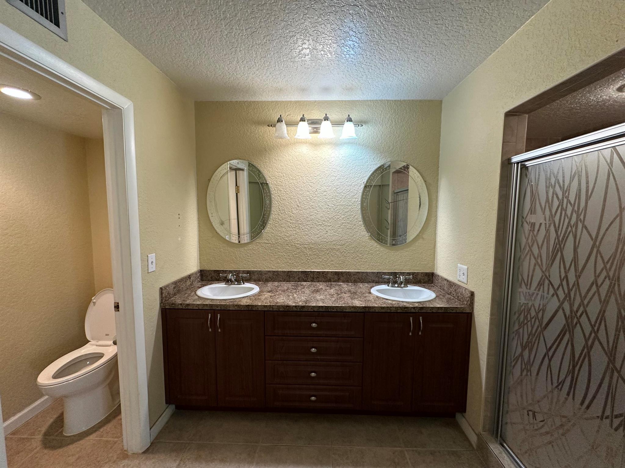 Homes for sale in Palm Springs, FL | 622 Springdale Circle, Palm Springs, FL 33461 | MLS# R11116397