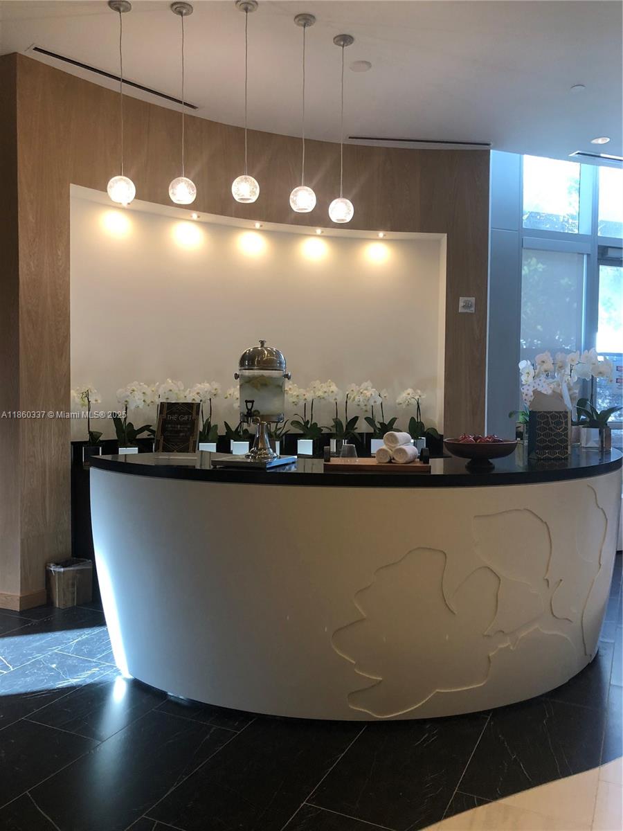 851 NE 1st Ave #3904, Miami FL 33132