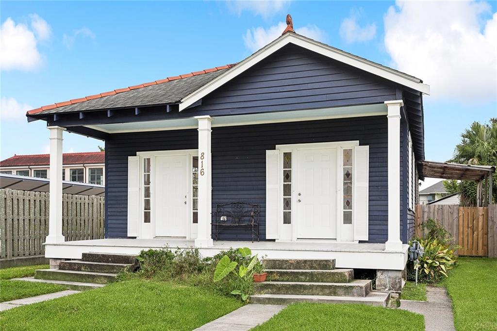 Homes for sale in Arabi, LA | 816 Lebeau St, Arabi, LA 70032 | MLS# 2517270