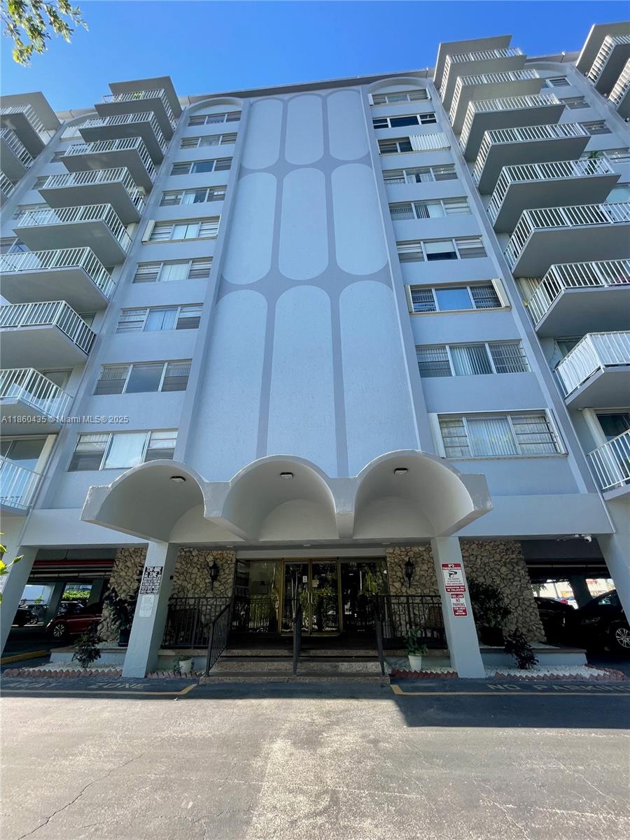 Three Horizons North Cond