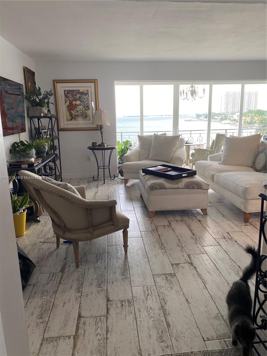 Homes for sale in Miami, FL | 11111 Biscayne Blvd #5D, Miami, FL 33181 | MLS# A11857949