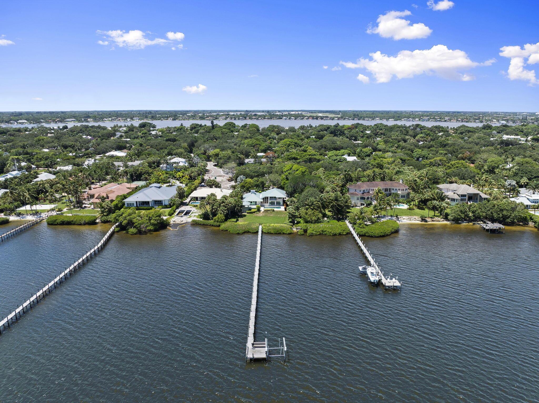 Homes for sale in Sewalls Point, FL | 76 S Sewalls Point Road, Sewalls Point, FL 34996 | MLS# R11116529