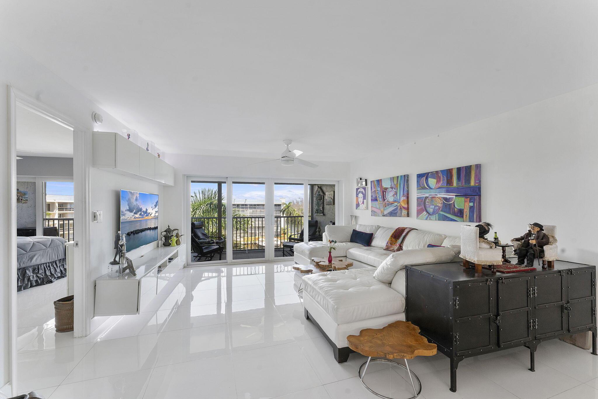 Hillsboro Cove Condo