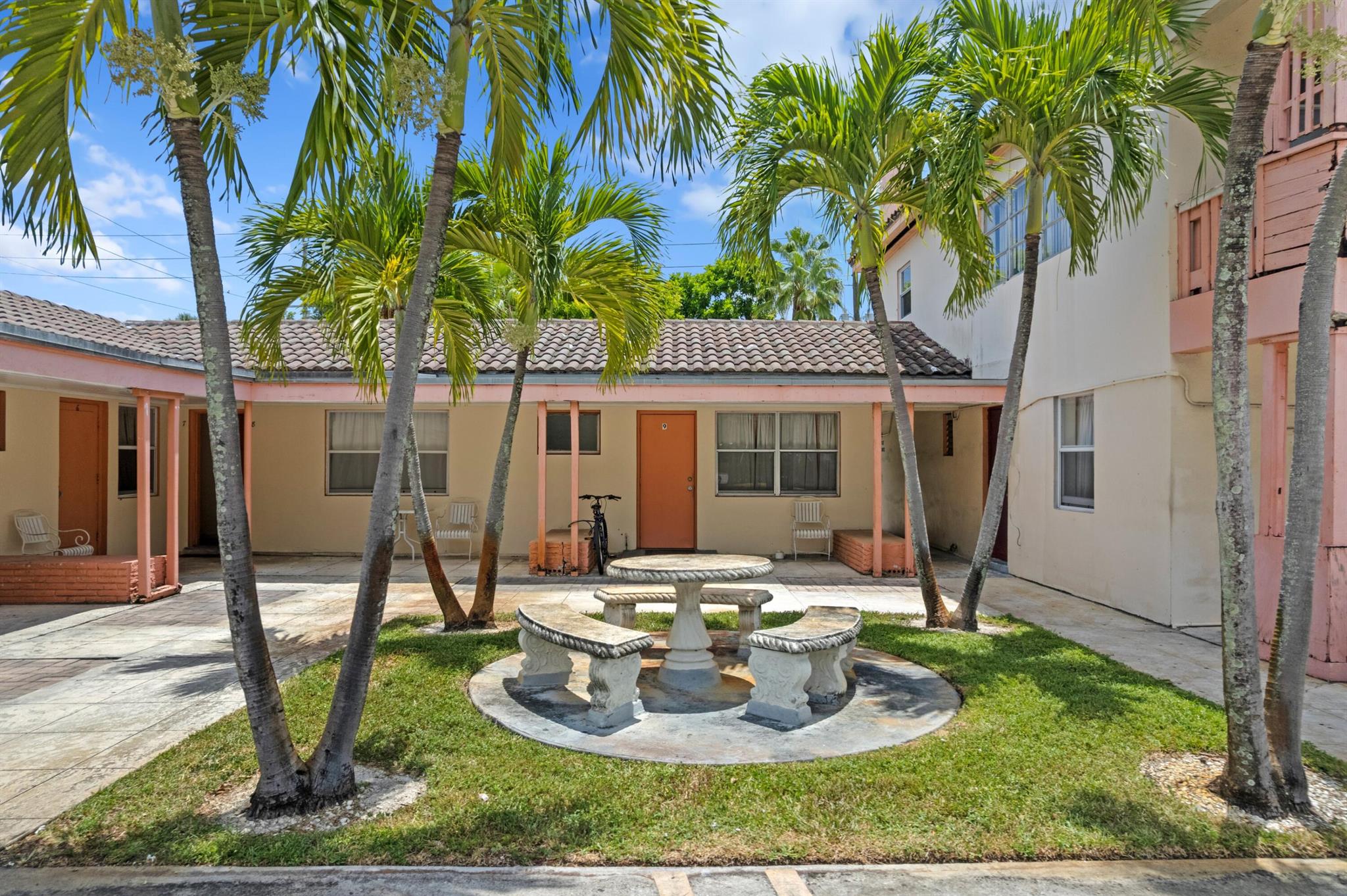 Homes for sale in West Palm Beach, FL | 7800 S Dixie Hwy, West Palm Beach, FL 33405 | MLS# R11116614