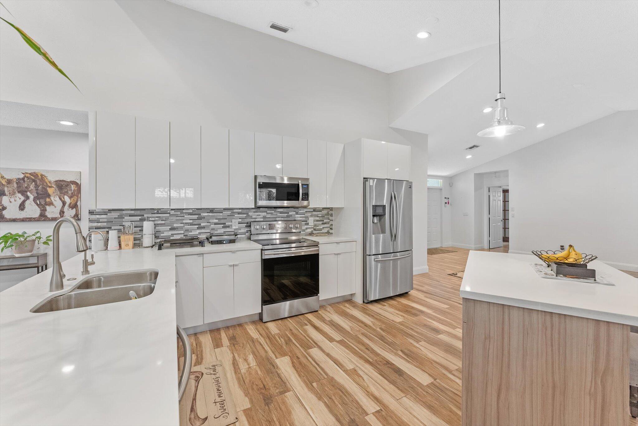 Homes for sale in Coconut Creek, FL | 5185 Nw 52nd Street, Coconut Creek, FL 33073 | MLS# R11116632